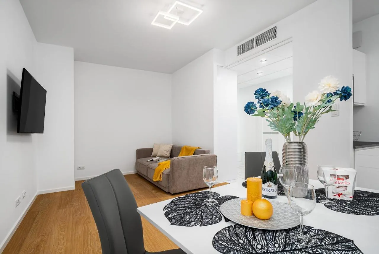 Warsaw Modern Stay Apartamenty Kasprzaka 29 0*,